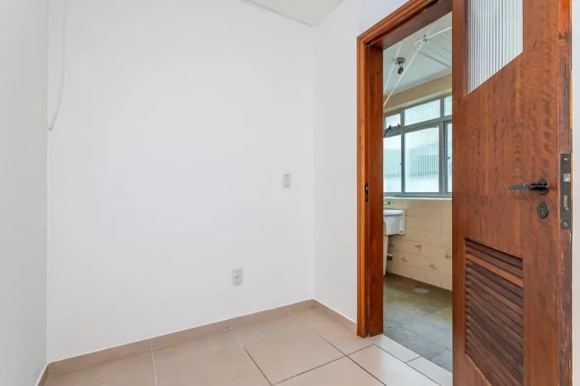 Imagem Apartamento à venda em Porto Alegre, Petrópolis, com 3 quartos, 124m2