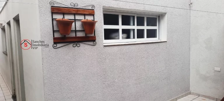 Imagem Excelente sobrado a venda na Vila Zelina, com 3 dormitórios, 1 suite com closet e terraço, 2 vagas de garagem. Próximo ao Metrô Vila Prudente.