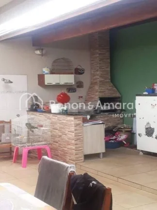 Imagem Casa em condomínio com 217 m² e 3 quartos