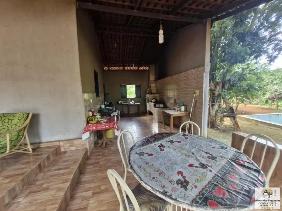 Imagem Chácara para Venda em Professor Jamil, Zona Rural Município Professor Jamil