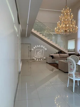 Imagem Casa em Condomínio a Venda no bairro Residencial e Empresarial Alphaville - Ribeirão Preto, SP