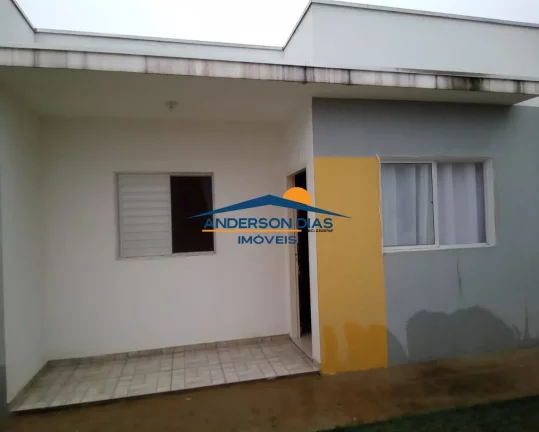 Imagem Casa com 2 dormitórios à venda, 56 m² por R$ 225.000 - Balneário dos Golfinhos - Caraguatatuba/SP