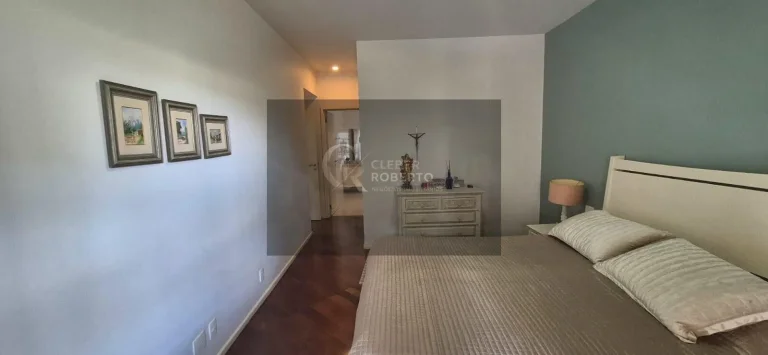 Imagem Apartamento com 4 Quartos e 6 banheiros à Venda, 318 m² por R$ 750.000