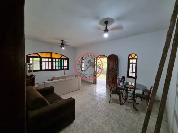 Imagem CASA GRANDE COM 3 DORMÍTÓRIOS , 2 BANHEIROS ,TODA AVARANDADA EM TERRENO DE 800 METROS