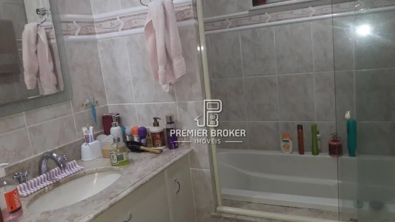 Imagem Casa à venda, 113 m² por R$ 570.000,00 - Bom Retiro - Teresópolis/RJ