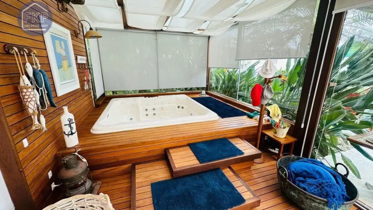 Imagem Casa Alto Padrão 4 dormitórios!