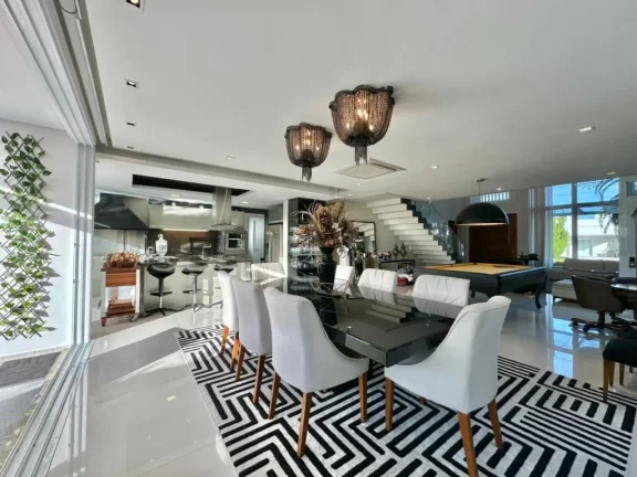 Imagem Casa em Condominio 5 Dormitórios - Bairro xangri-la