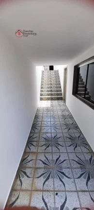 Imagem CASA TÉRREA COM 3 DORMITÓRIOS A VENDA NA VILA ZELINA, COM QUINTAL, CHURRASQUEIRA, JARDIM E PISCINA. A 10 MINUTOS A PÉ DO METRÔ VILA PRUDENTE.