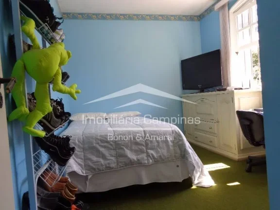 Imagem Excelente sobrado próximo a vários comércios, amplo quintal com edícula,living amplo para vário...