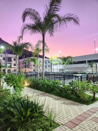 Imagem Apartamento à venda no Recreio dos Bandeirantes, Rio de Janeiro-RJ: 2 quartos, 1 suíte, 1 vaga de garagem, 50m² de área.