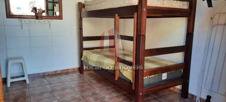 Imagem Casa Triplex Mobiliada Peró c/ 100 m²
