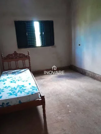Imagem Rancho com 3 dormitórios à venda, 120 m² por R$ 350.000,00 - Santa Maria - Itumbiara/GO