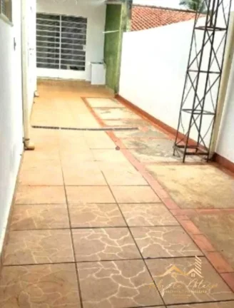 Imagem Casa com 4 dormitórios no centro de Mogi Mirim
