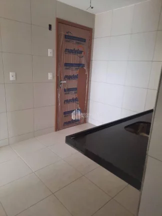 Imagem DISPONIVEL Apartamento com 3 dormitórios à venda por R$ 629.000 - Monte Castelo - Teresina/PI
