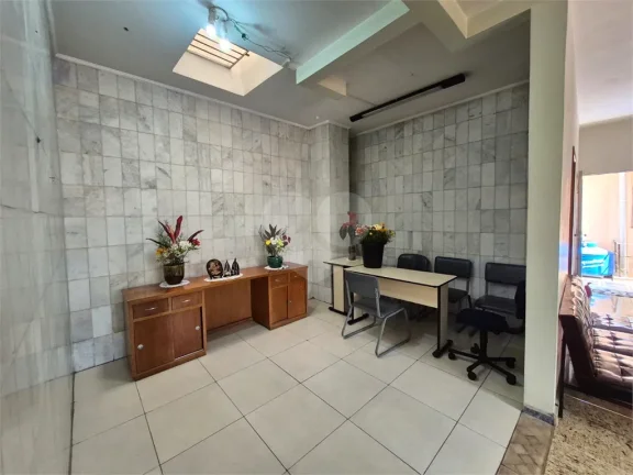 Imagem Sobrado comercial à venda com 4 quartos, sendo 2 suítes, em Butantã, São Paulo - SP