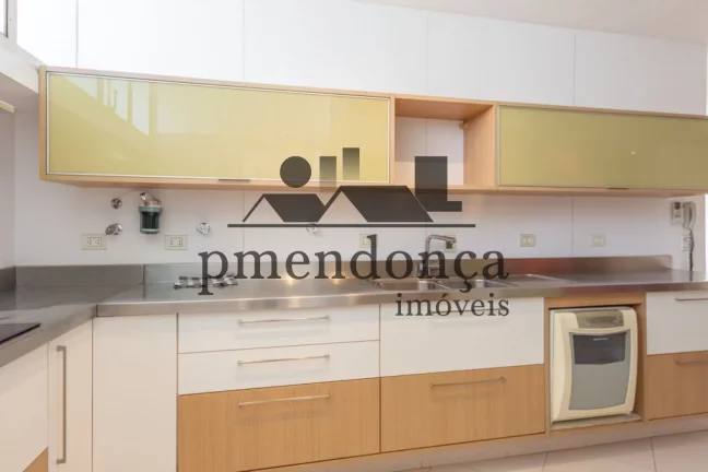 Imagem Apartamento reformado com 176m² ao lado Shopping Páteo Higienópolis.