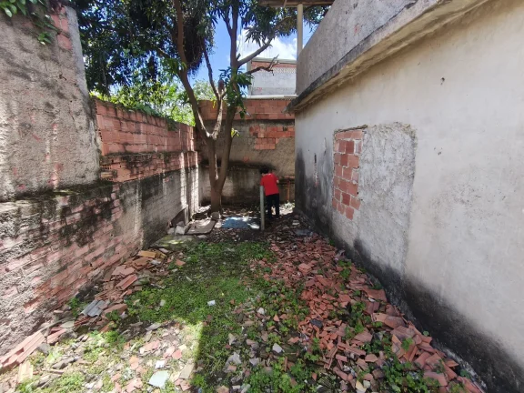 Imagem Terreno/Casa em Porto da Pedra, São Gonçalo/RJ
