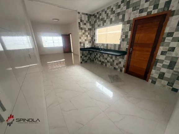Imagem Casa com 2 dormitórios à venda, 94 m² por R$ 680.000,00 - Vila Caiçara - Praia Grande/SP