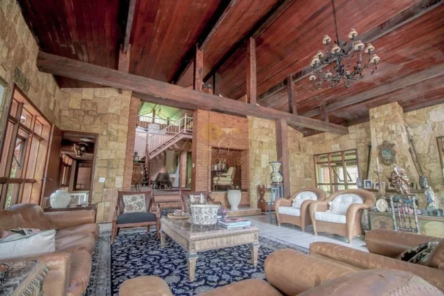 Imagem Casa em Condomínio para Venda em Teresópolis / RJ no bairro Quebra Frascos