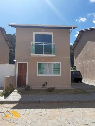 Vendo Casa em Amparo (Barroso), com Excelente Quintal