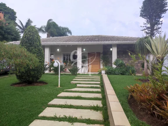 Imagem Excelente Casa em Condomínio Fechado