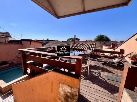 Imagem Luxuosa Casa à Venda em Belo Horizonte - Santa Amélia: 3 Quartos, 1 Suíte, 3 Salas, 3 Banheiros, 3 Vagas, 272m².