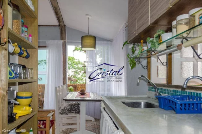 Imagem Pousada com 10 quartos à venda, 300 m² - Praia Perequê - Ilhabela/SP
