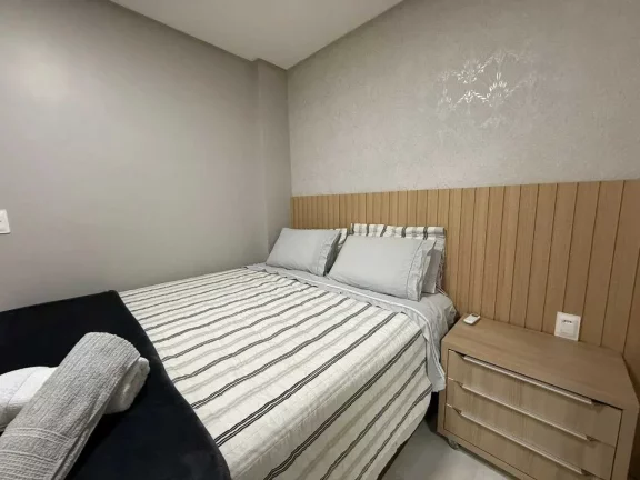 Imagem Apartamento reformado de 3 dormitórios sendo 2 suítes e 1 vaga - Balneário Camboriú/SC