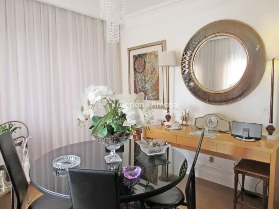 Imagem Em uma das ruas mais tranquilas e charmosas do Cambuí, este apartamento oferece privacidade total, ...
