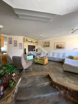 Imagem Casa para Venda no bairro Itaipu, localizado na cidade de Niterói / RJ.