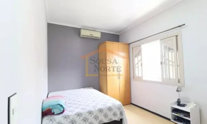 Imagem Sobrado mobiliado com 288 m² de área total. Possui 4 dormitórios, sendo 1 suíte, 3 banheiros. Am...