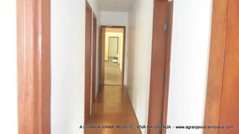 Imagem Casa com 3 dormitórios à venda, 280 m² por R$ 1.070.000,00 - Granja Viana