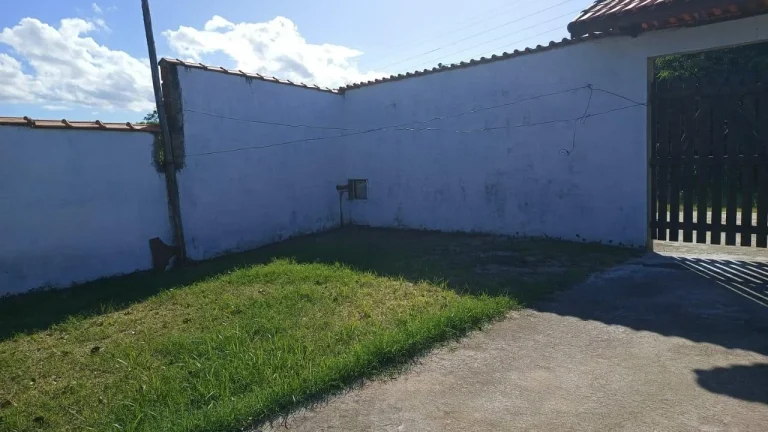Imagem Casa para Venda em Itanhaém, Jardim das Palmeiras, 2 dormitórios, 2 banheiros, 6 vagas