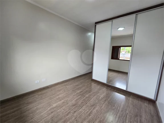 Imagem Casa à venda com 3 quartos, sendo 1 suíte, em Vila São Francisco, São Paulo - SP