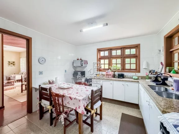 Imagem Casa à venda, 200 m² por R$ 800.000,00 - Quebra Frascos - Teresópolis/RJ