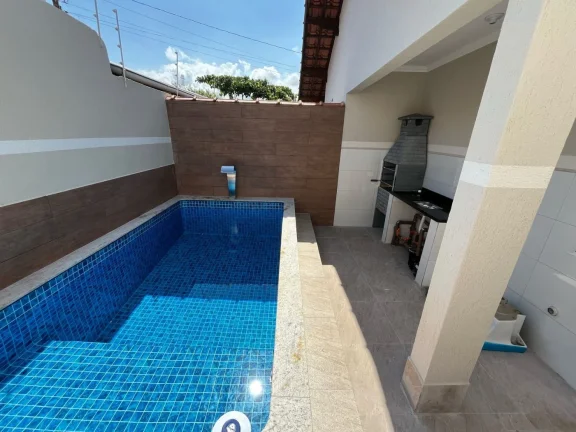 Imagem Casa para Venda em Mongaguá, Vera Cruz, 2 dormitórios, 1 suíte, 1 banheiro, 2 vagas