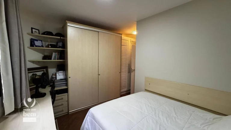 Imagem Apartamento com 2 dormitórios à venda, 82 m² por R$ 570.000,00 - Batel - Curitiba/PR