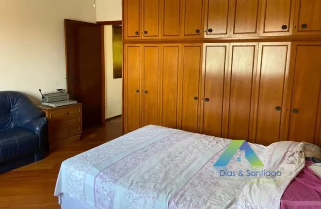 Imagem Casa com 4 Dormitórios e 4 Banheiros para locação em Ipiranga, São Paulo/SP