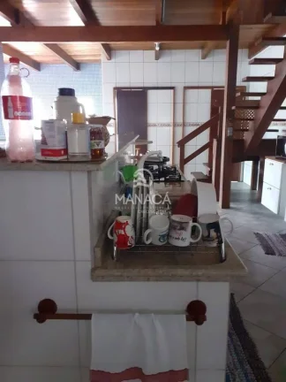Imagem Casa a venda com vista mar, piscina, 270m², Centro de Barra Velha - SC