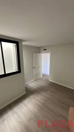 Imagem Sobrado com 2 Dormitórios para venda em Camboriú