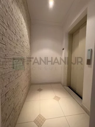 Imagem Apartamento de luxo no coração de São Paulo: 3 quartos, 3 suítes, 3 salas, 5 banheiros, 3 vagas de garagem, 170m² no Itaim Bibi.