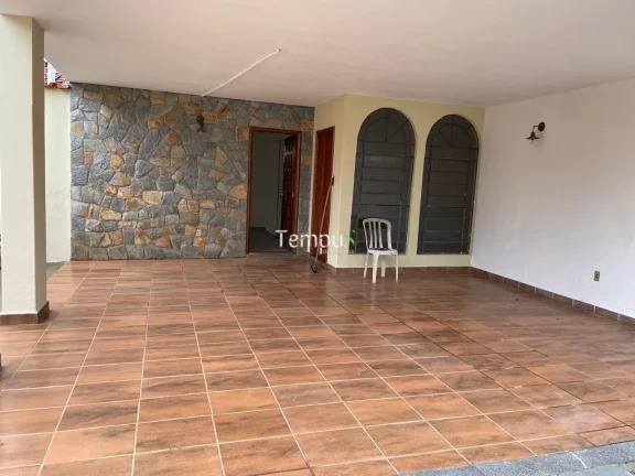 Imagem Casa à venda no bairro Setor Coimbra - Goiânia/GO