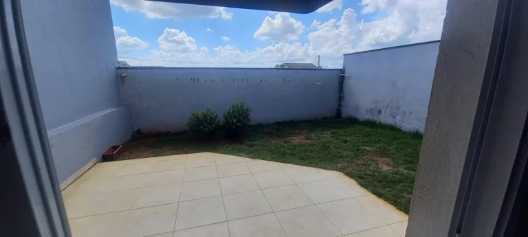 Imagem Sobrado Grande à venda no Quinta dos Vinhedos - Bragança Paulista