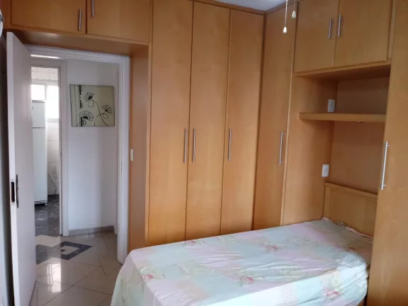 Imagem Apto com 2 dormitórios semi mobilado na Santa Cecilia.
