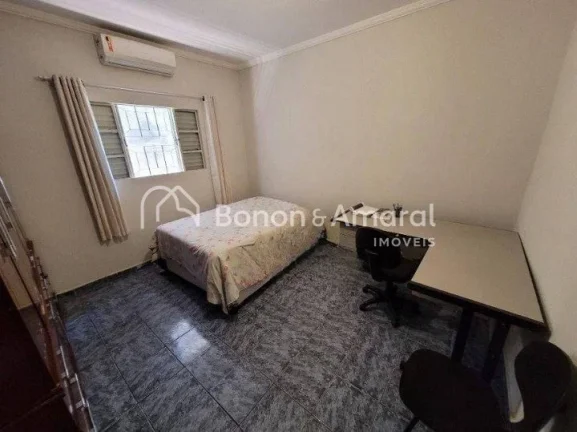 Imagem Ótima casa térrea à venda próximo do Swiss Park em Campinas
Casa com um maravilhoso quintal, sal...
