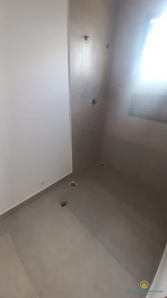 Imagem Linda casa moderna, nova, 5 suítes(2 no térreo), piscina com hidro