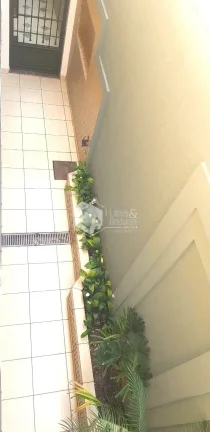 Imagem SOBRADO À VENDA, COM 200M² COM 3 DORMS SENDO 1 SUÍTE COM 2 VAGAS E ARMÁRIOS EMBUTIDOS NA COZINHA - OPORTUNIDADE VILA ROMANA