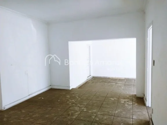 Imagem Venda, imóvel comercial, Bairro Bosque, em Campinas. 
Zoneamento ZM 2.
Avenida de grande fluxo, loc...
