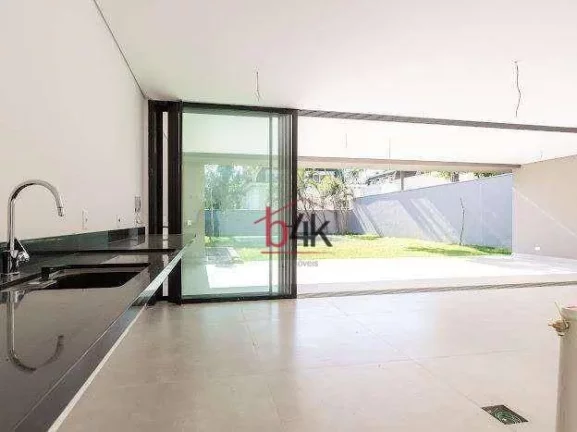 Imagem Casa venda com 845 m², 4 dormitórios, Piscina e 6 vagas - Granja Julieta