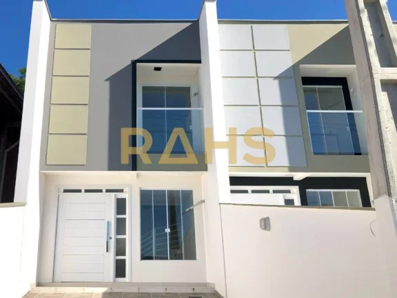 Imagem Ótimo sobrado geminado de canto localizado em Pirabeiraba, próximo ao Restaurante Gute Küche, em ...